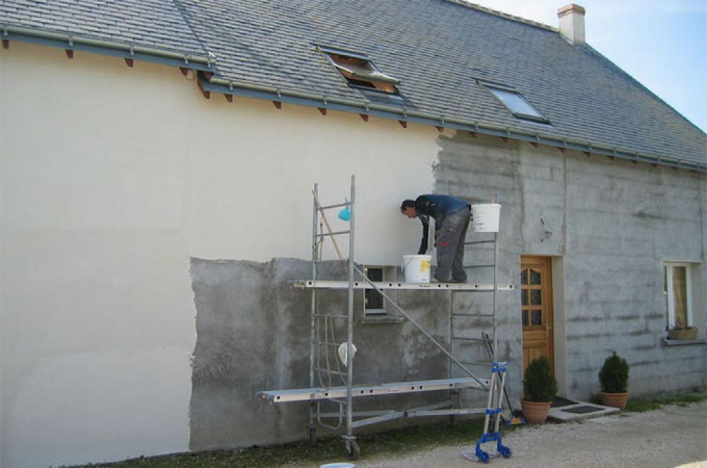 Procédé de ravalement de façade par un professionnel