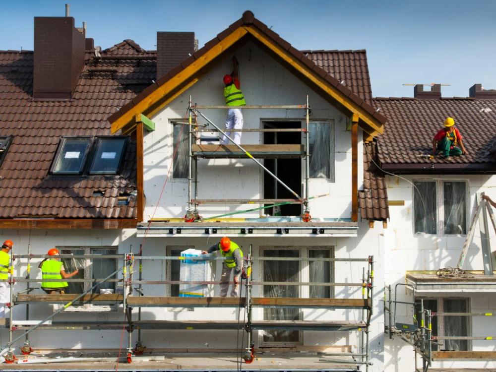 Des professionnels à l'œuvre pour le ravalement de façade